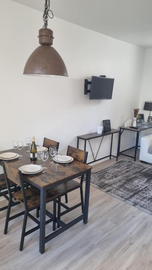 Appartement Luxueux Dans Maison Bourgeoise Parisienne Levallois-Perret Esterno foto