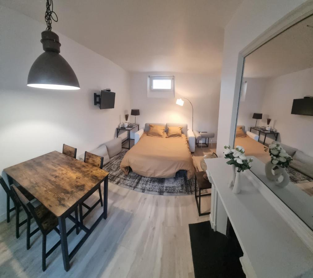 Appartement Luxueux Dans Maison Bourgeoise Parisienne Levallois-Perret Esterno foto