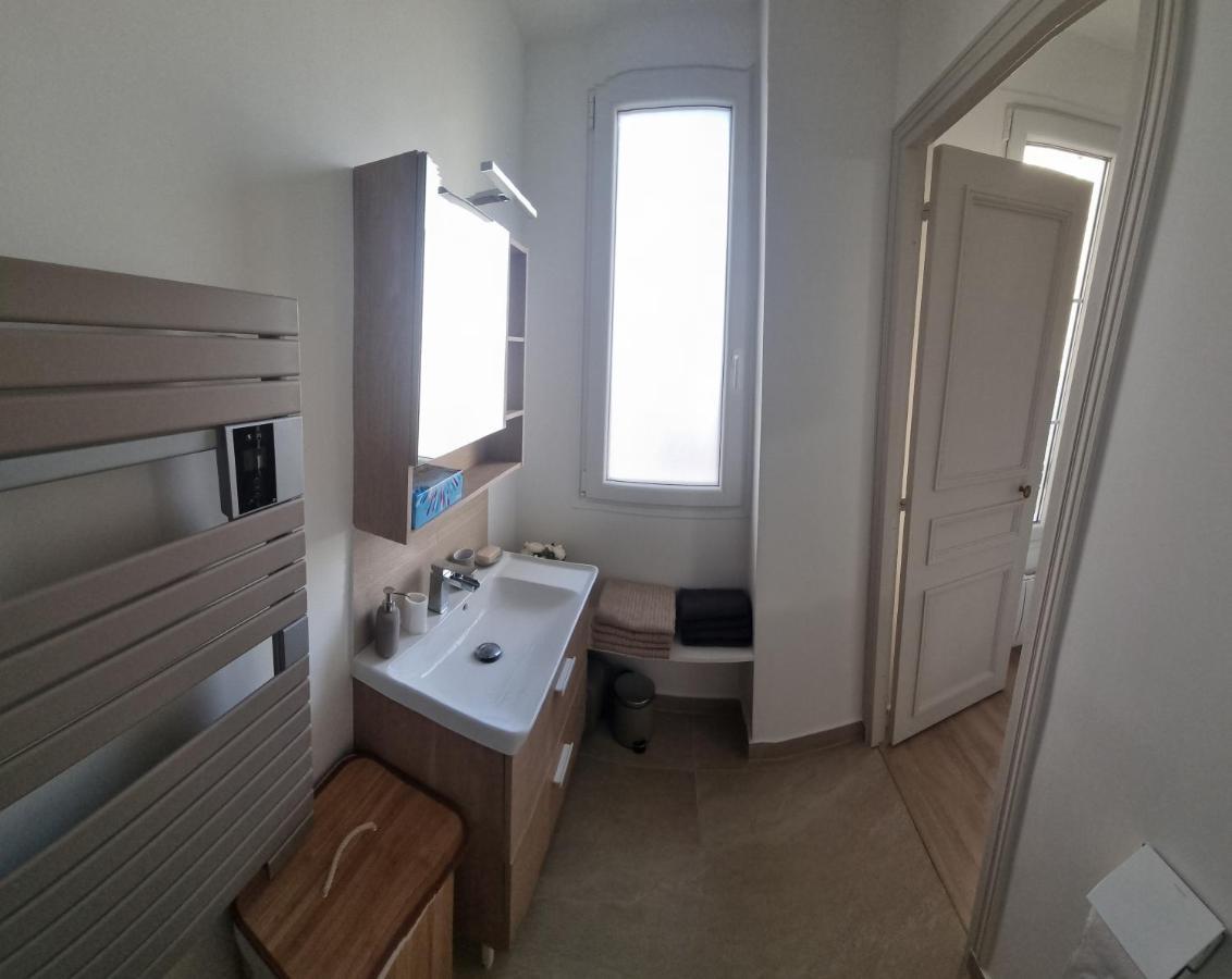 Appartement Luxueux Dans Maison Bourgeoise Parisienne Levallois-Perret Esterno foto
